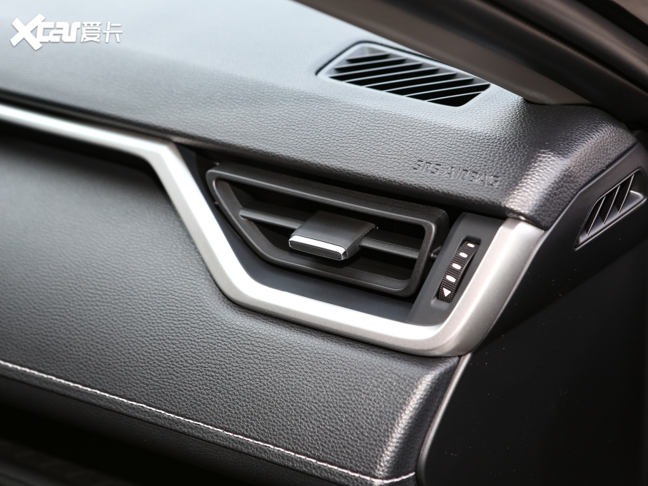 2022m_(d) 2.0L CVT(q)F