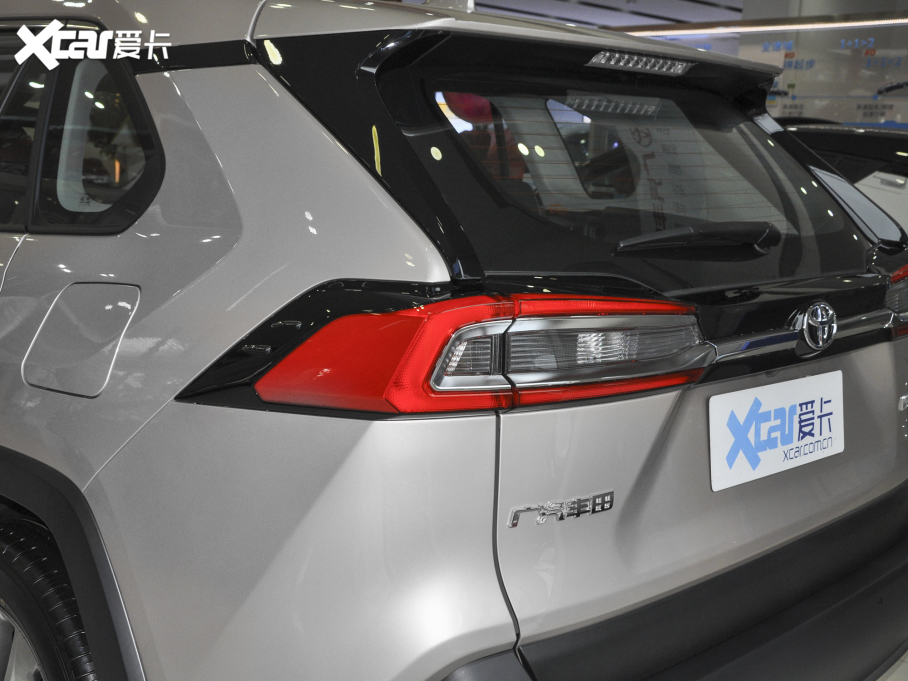 2022m_(d) 2.0L CVT(q)A