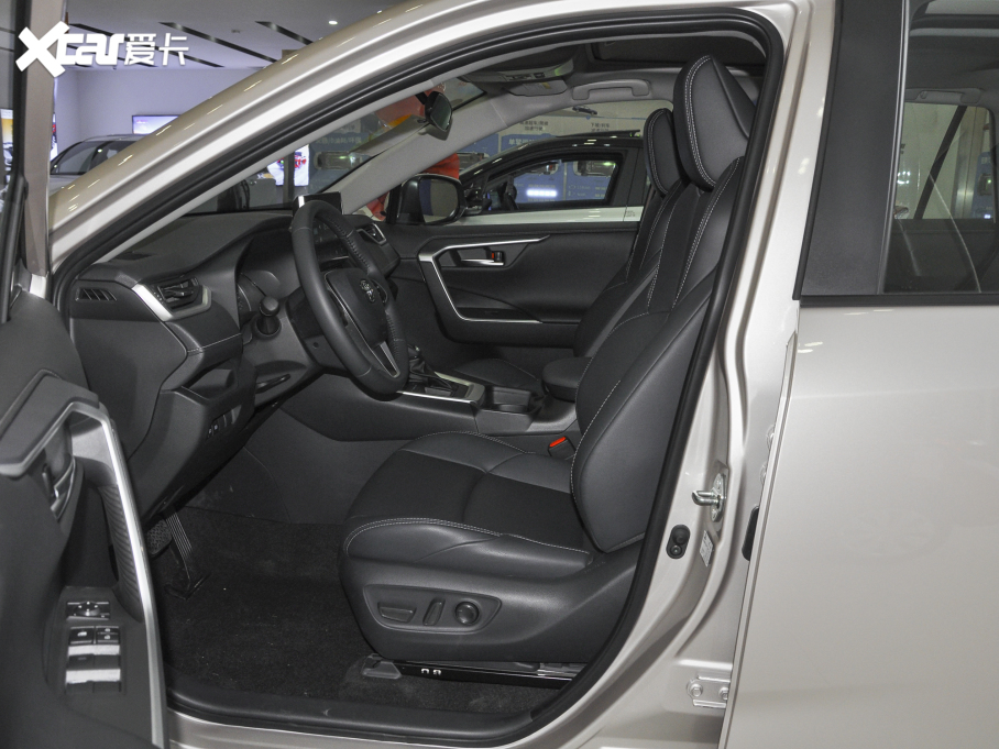 2022m_(d) 2.0L CVT(q)A