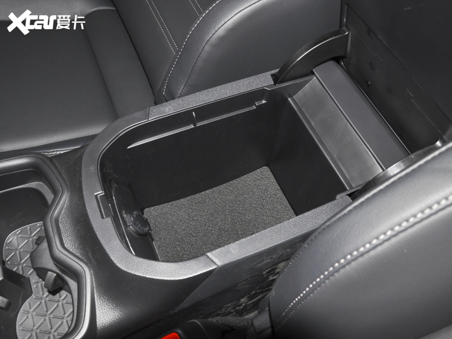 2022m_(d) 2.0L CVT(q)A