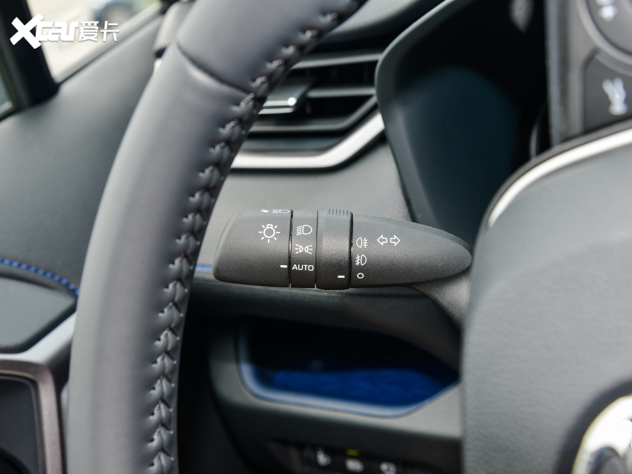 2022m_(d) 2.0L CVT(q)Ƽ