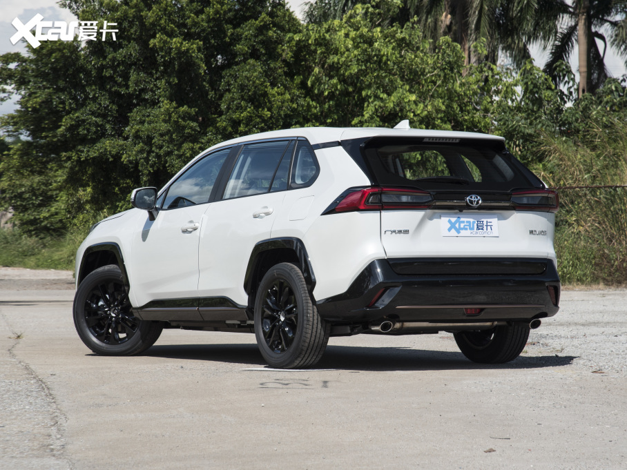 2022m_(d) 2.0L CVT(q)Tʿ