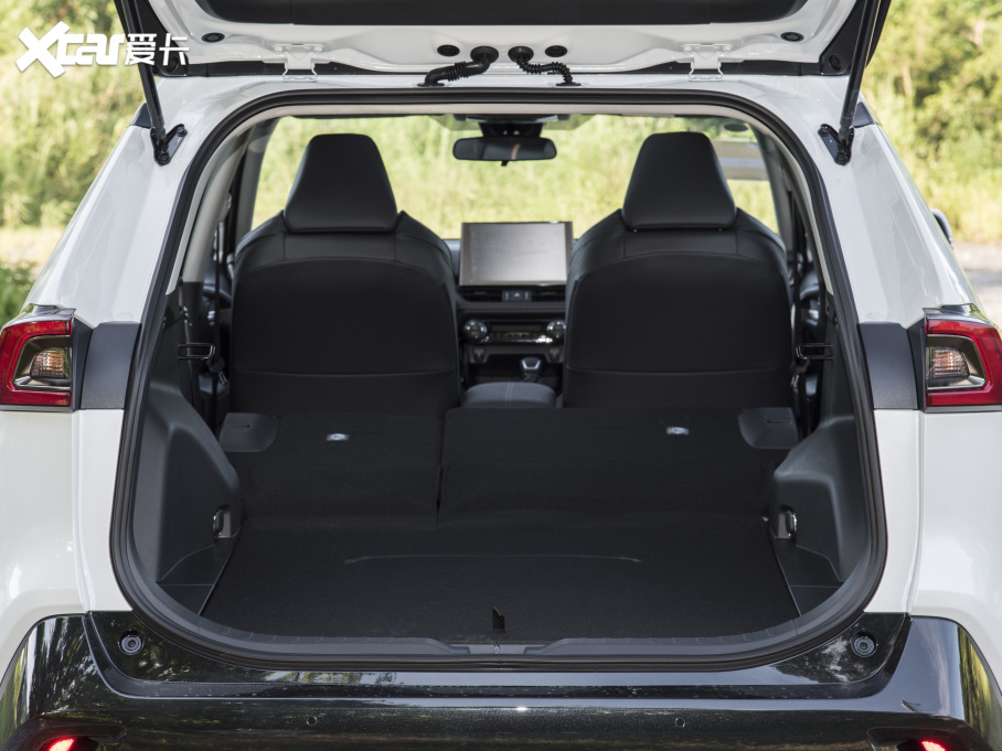 2022m_(d) 2.0L CVT(q)Tʿ