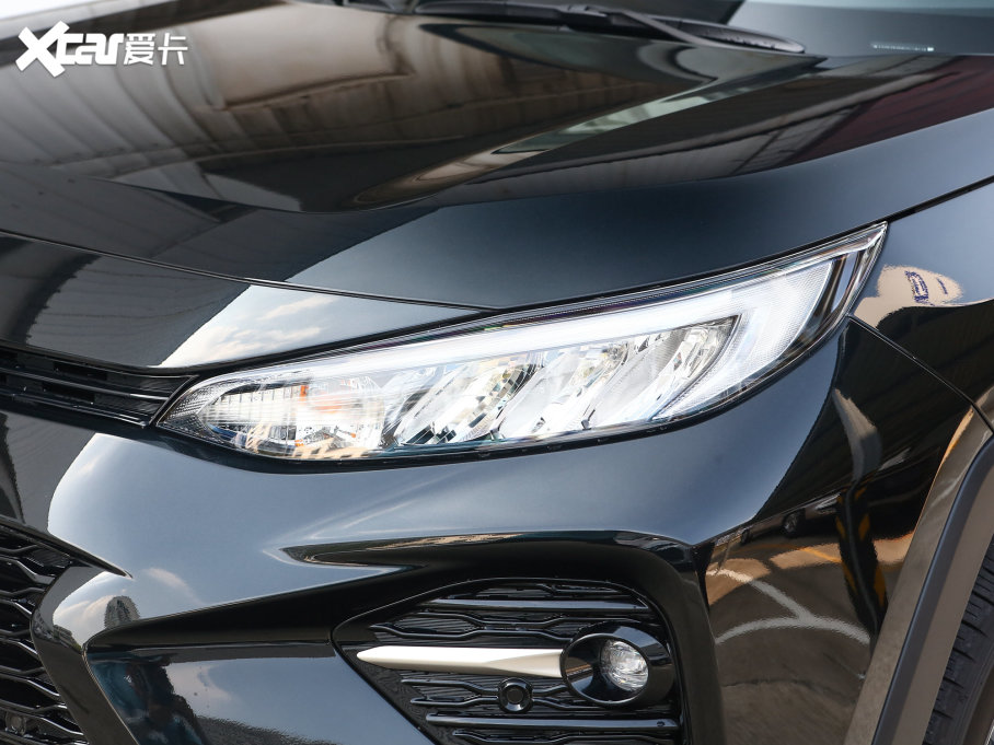 2022m_(d) 2.0L CVT(q)а