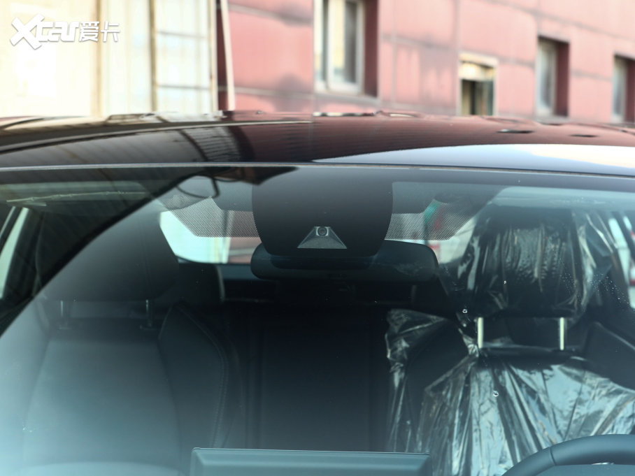 2022m_(d) 2.0L CVT(q)а