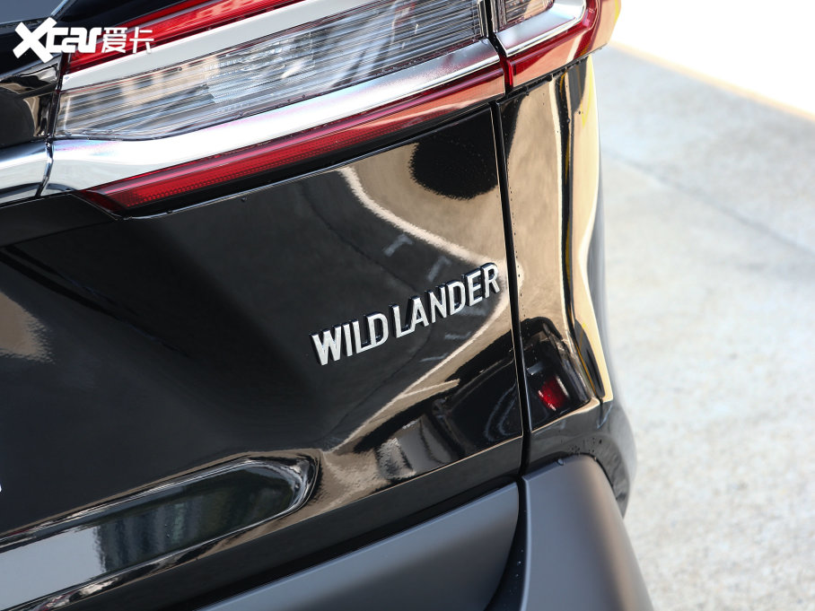 2022m_(d) 2.0L CVT(q)а