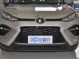 2022款2.0L CVT两驱豪华版 中网