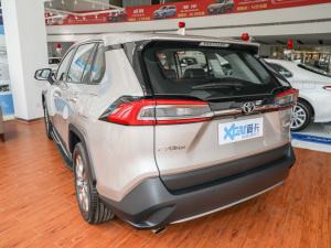 2022款2.0L CVT两驱豪华PLUS版 左后45度