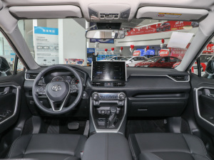 2022款2.0L CVT两驱豪华PLUS版 内饰全景