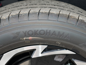 2022款2.0L CVT四驱科技版 轮胎品牌