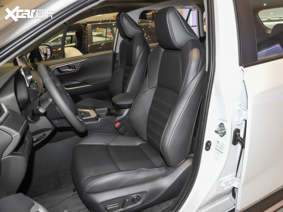 2022m_(d)p p 2.5L E-CVT(q)A