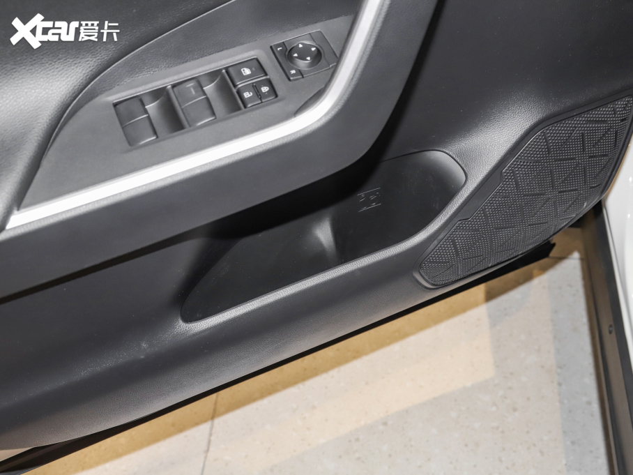 2022˫ ˫ 2.5L E-CVT