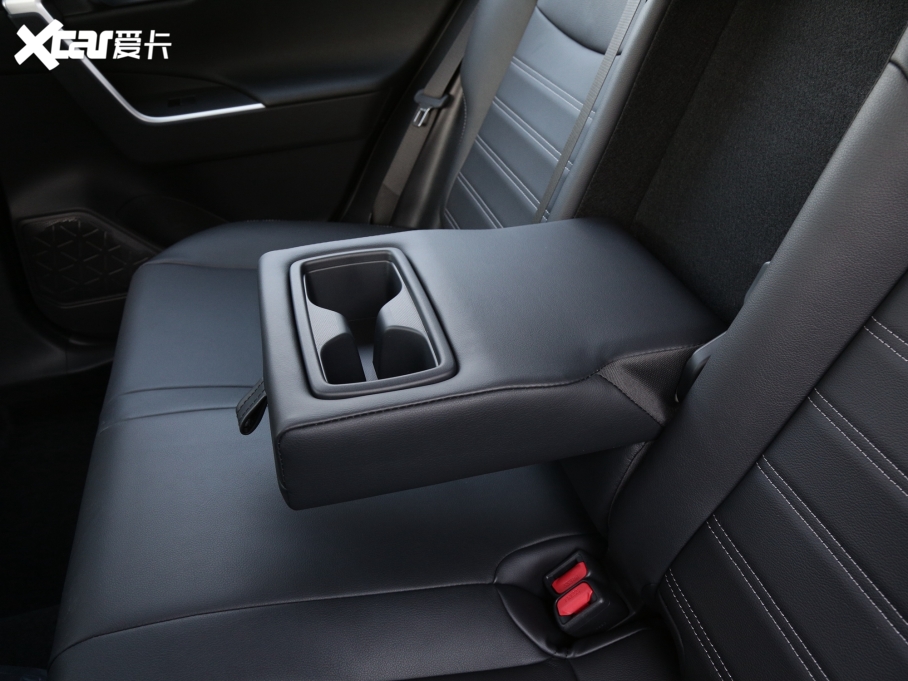 2022m_p p 2.5L E-CVTA