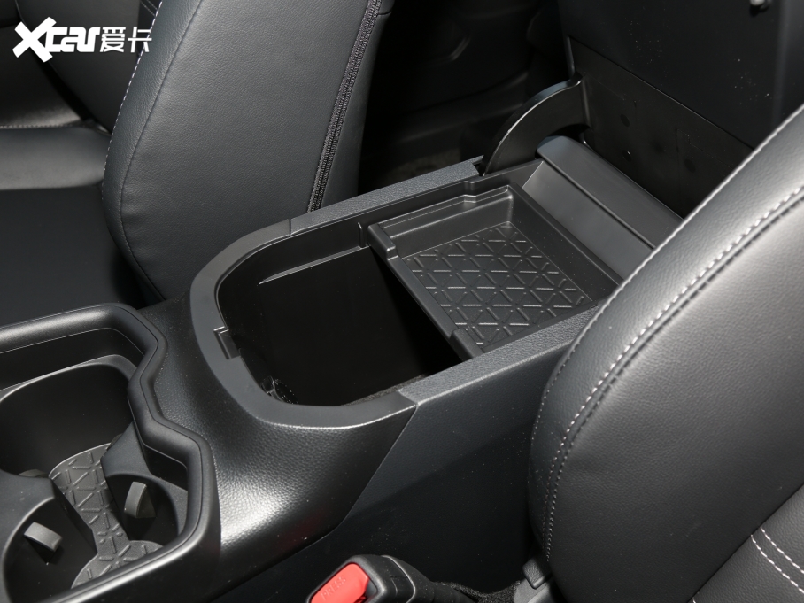 2022m_(d)p p 2.5L E-CVT(q)A