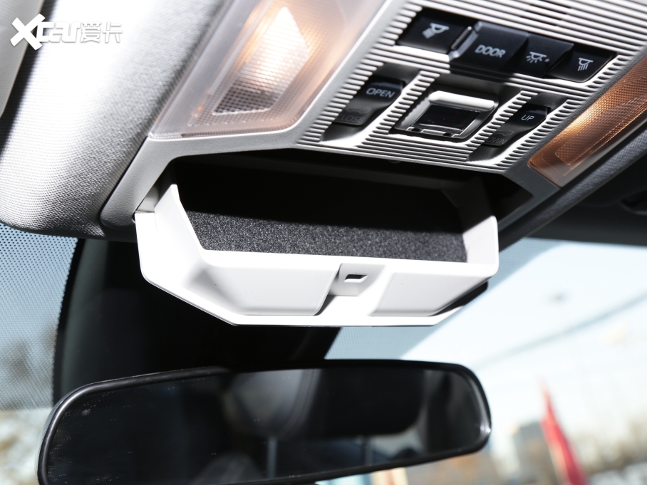 2022m_(d)p p 2.5L E-CVT(q)A