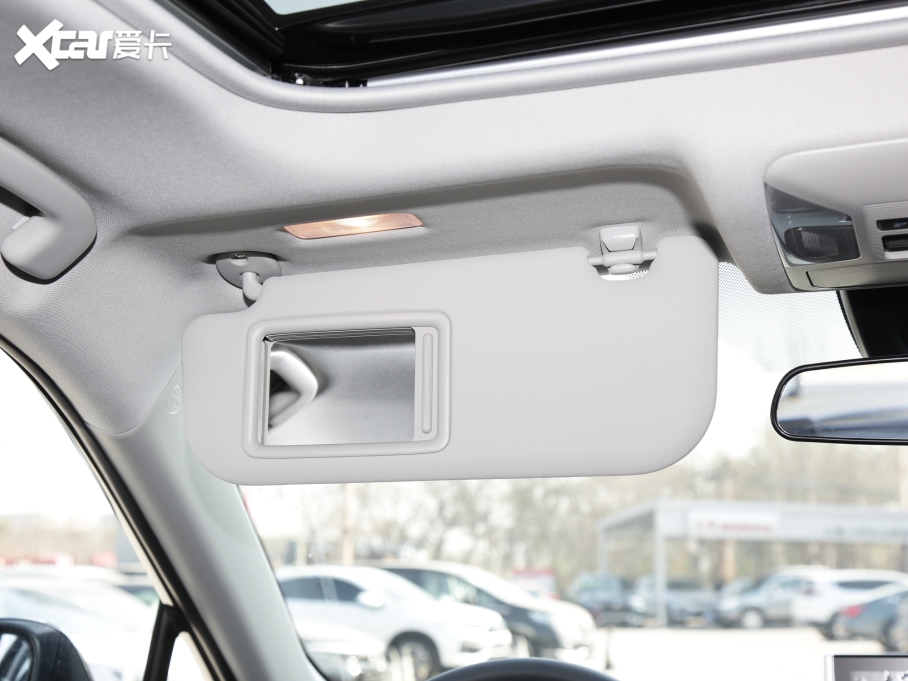 2022m_(d)p p 2.5L E-CVT(q)A