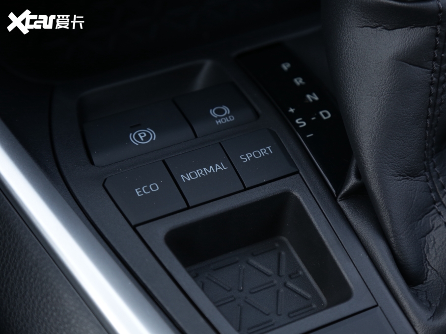 2022m_p p 2.5L E-CVTA