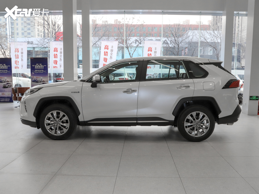 2022m_(d)p p 2.5L E-CVT(q)F