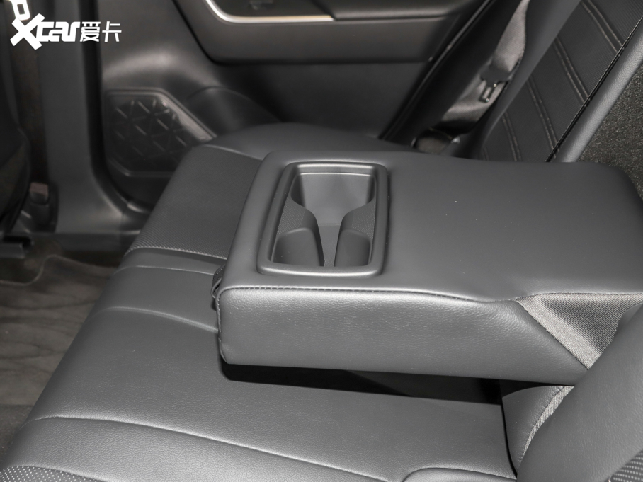 2022m_(d)p p 2.5L E-CVT(q)F