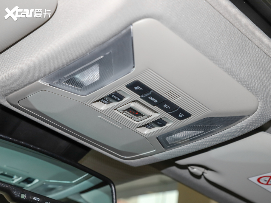 2022m_(d)p p 2.5L E-CVT(q)F