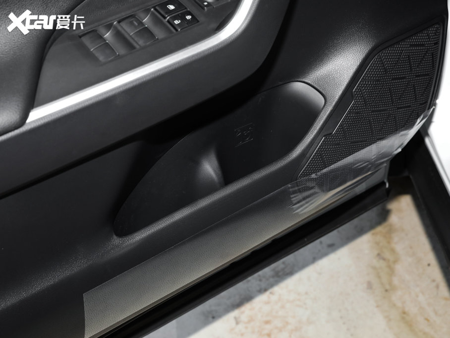 2022m_(d)p p 2.5L E-CVT(q)а