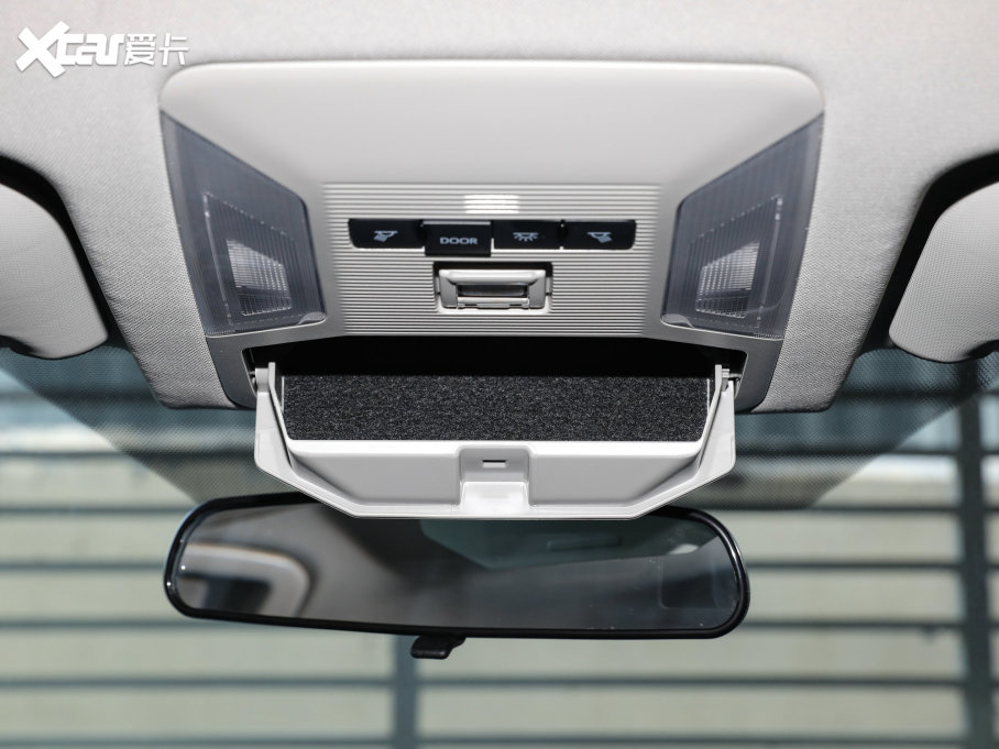 2022m_(d)p p 2.5L E-CVT(q)а