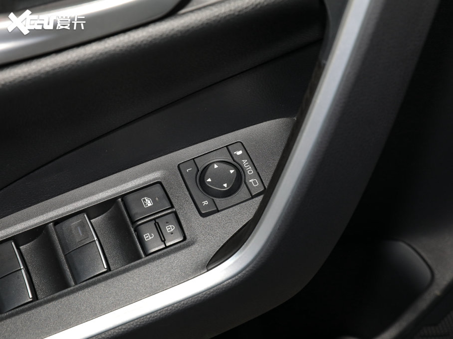 2022m_p p 2.5L E-CVT򌶼а