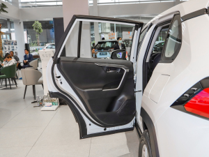 2022p 2.5L E-CVTA ܇T