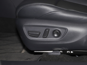 2022p 2.5L E-CVTAPLUS {{