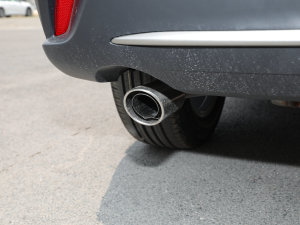 2022p 2.5L E-CVT(q)а Ś