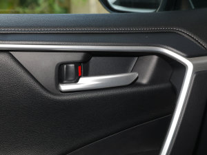 2022p 2.5L E-CVT򌶼а п؅^