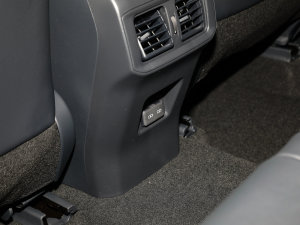 2022p 2.5L E-CVT򌶼а п؅^