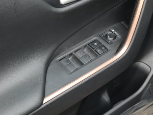 2022p 2.5L E-CVTTʿ п؅^