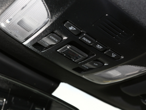 2022185T CVT\Ӱ п؅^