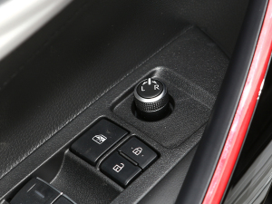 2022185T CVT\Ӱ п؅^