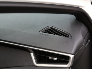 2022185T CVT\Ӱ п؅^