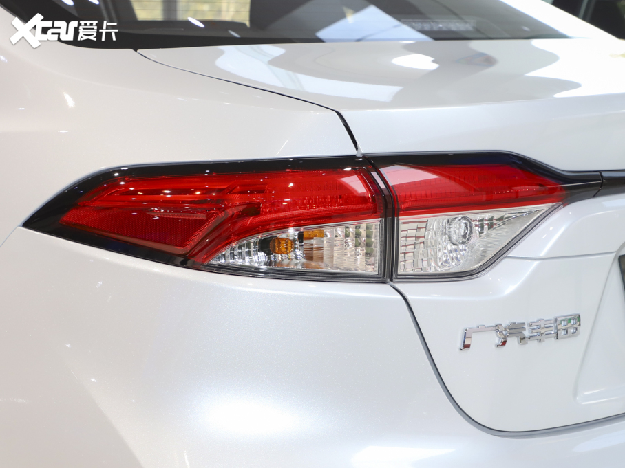 2022p p 1.8H E-CVTIȰ