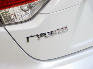 2022p 1.8H E-CVTIȰ ^