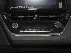 2022p 1.8H E-CVTIȰ {{