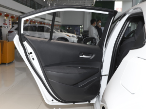 2022p 1.8H E-CVTIȰ ܇T