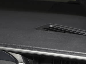 2022p 1.8H E-CVTIȰ п؅^