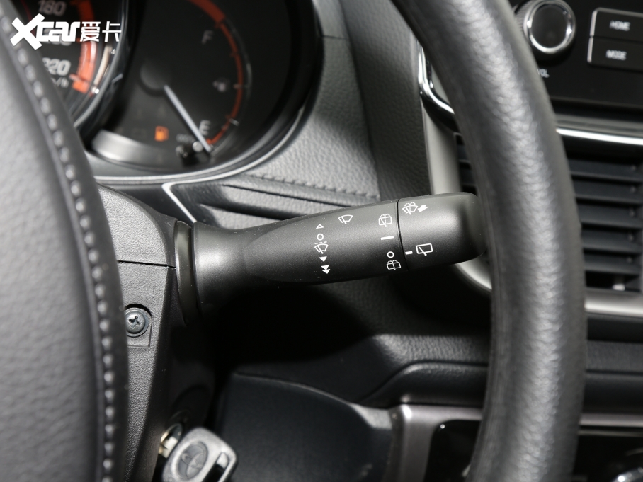 2022YARiS L X X 1.5L CVTI(lng)PLUS