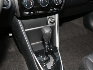 2022款致炫X 1.5L CVT豪华PLUS版 换挡杆