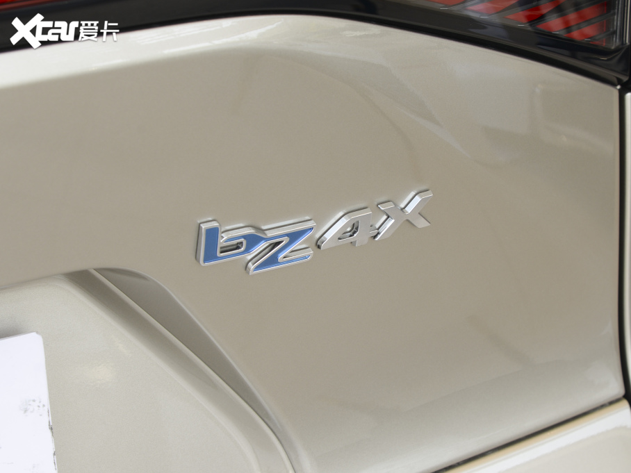 2022���K��4X �L�m��Pro