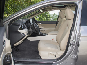 2022p 2.5HEӢPLUS ǰſg