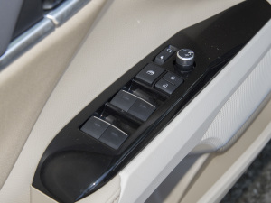 2022p 2.5HEӢPLUS {܇ƅ^(q)	