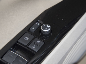 2022p 2.5HEӢPLUS п؅^