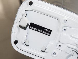 2022380T (q)F 7 (x)(ji)^