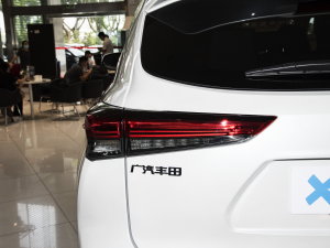 2022380T (q)F 7 (x)(ji)^