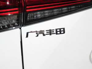 2022380T (q)F 7 (x)(ji)^